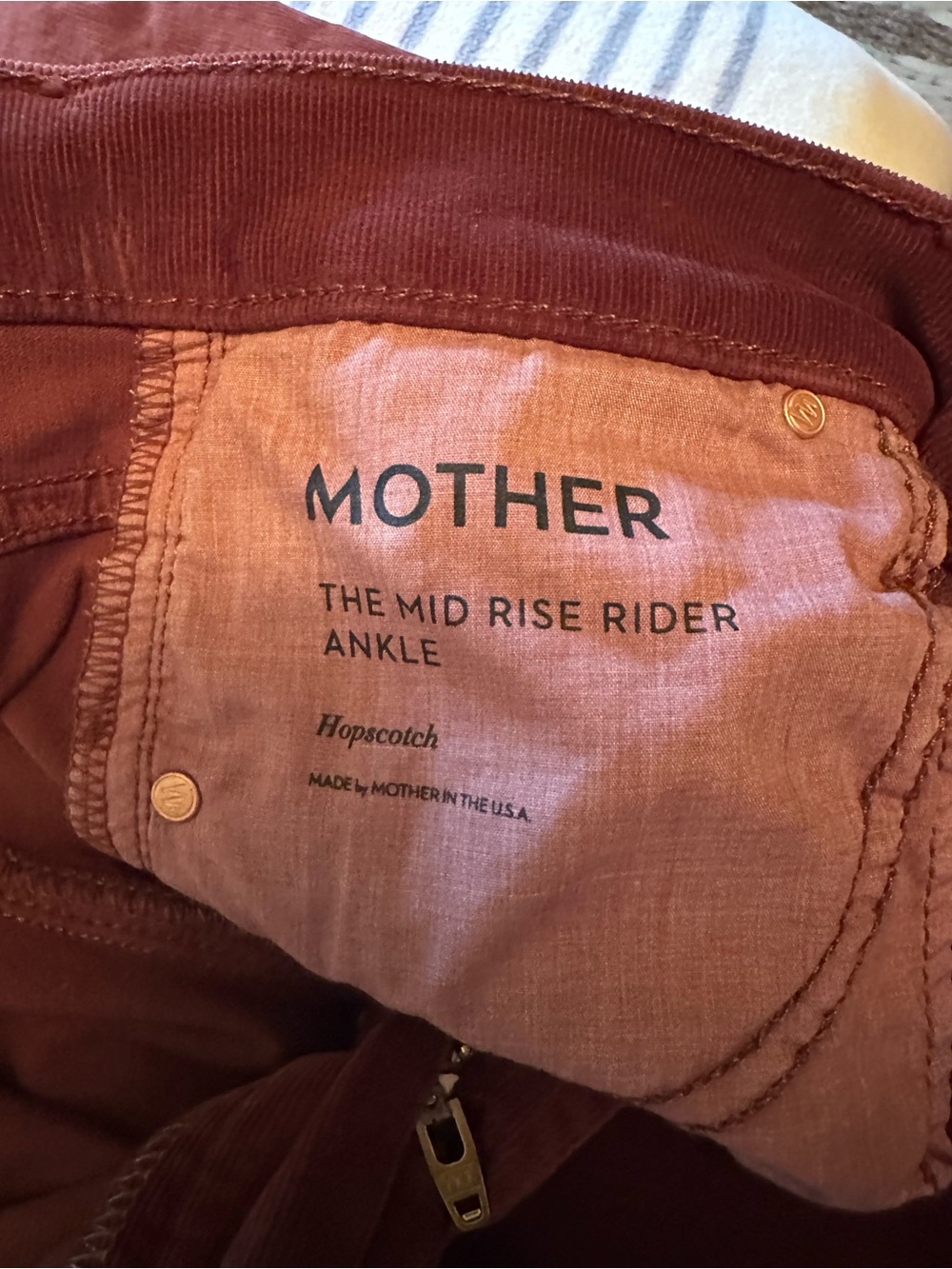 MOTHER Mid Rise Rider Ankle Cords - Picture 4 of 9